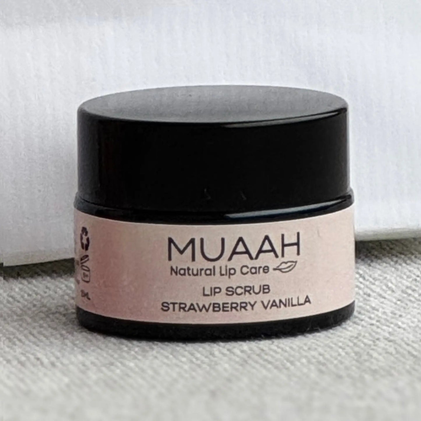 Luonnollinen huulikuorinta